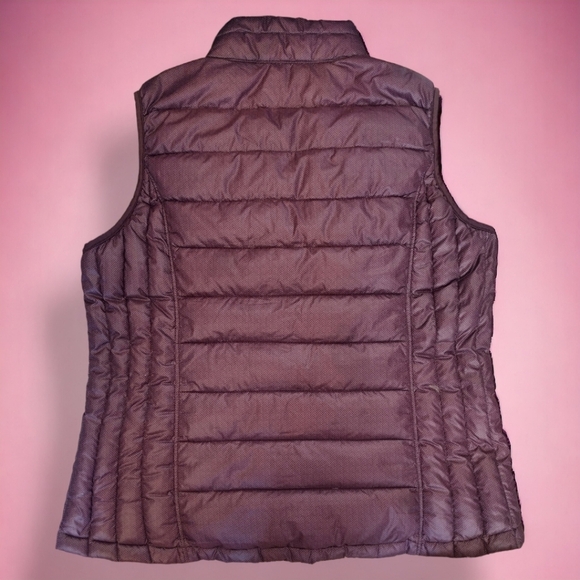 32°Heat Lightweight Water Resistant Puff Vest | Size XL | Mulberry | EUC - Picture 3 of 11
